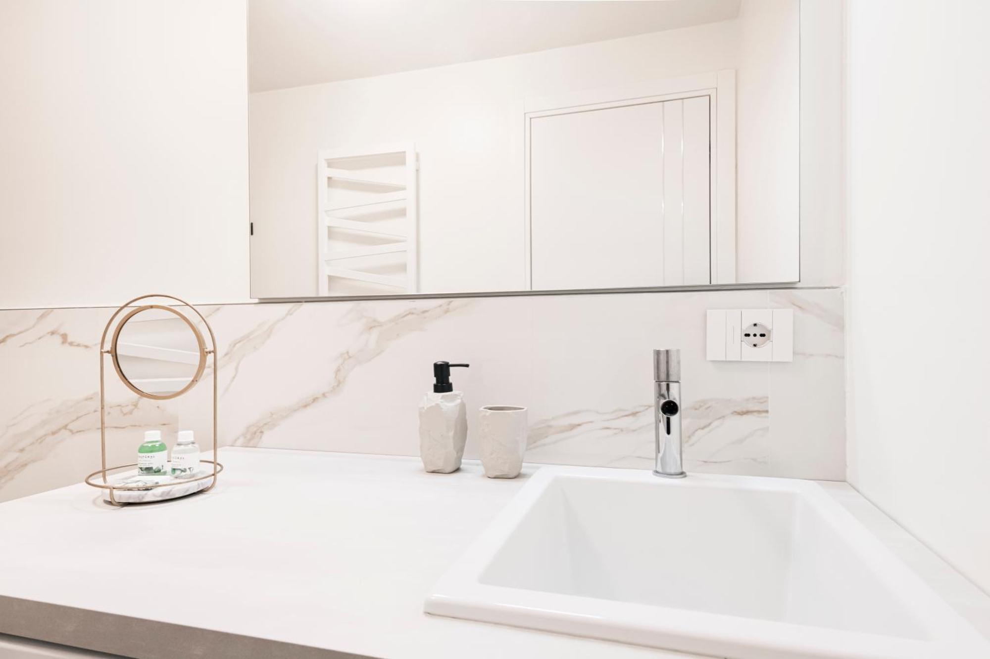 Easylife - Design And Relax In The Heart Of Milan Διαμέρισμα Εξωτερικό φωτογραφία